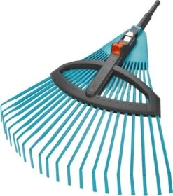 GARDENA Combisysteem Bladhark Hark - Werkbreedte Verstelbaar Van 35 Tot 52cm - Excl. Steel -Tuinverzorgings Winkel 1057x1200