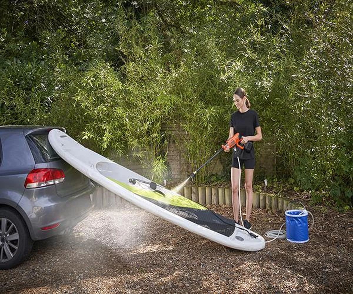 BLACK+DECKER BCPC18B-XJ Hogedrukreiniger - 18V - 24 bar - zonder accu en lader Black & Decker BLACK+DECKER BCPC18B-XJ Hogedrukreiniger - 18V - 24 Bar - Zonder Accu En Lader -Tuinverzorgings Winkel 1200x1000 2