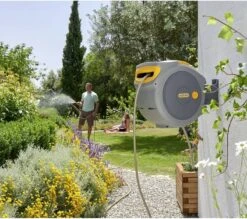 Hozelock AutoReel Slangenhouder / Wandslangbox 20m - Ø12,5mm 13 Hozelock AutoReel Slangenhouder / Wandslangbox 20m - Ø12,5mm -Tuinverzorgings Winkel 1200x1066 2