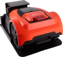 Zoef Robot Robotmaaier Betsie Met APP <1400 M2 -Tuinverzorgings Winkel 1200x1094 2