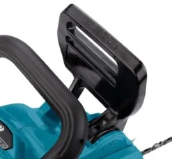 Makita DUC400Z 36V (2x 18V) Li-Ion Accu Kettingzaag Body - 400mm - Koolborstelloos 6 Makita DUC400Z 36V (2x 18V) Li-Ion Accu Kettingzaag Body - 400mm - Koolborstelloos -Tuinverzorgings Winkel 1200x1111 4