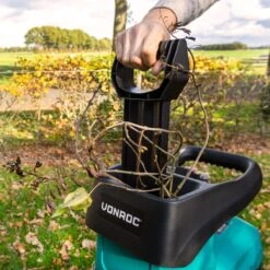 VONROC Stille Hakselaar/Shredder 2800W – Voor Takken Tot Ø45mm – Incl. 60L Opvangbak & Duwstok -Tuinverzorgings Winkel 1200x1200 173