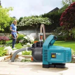 GARDENA - Classic Besproeiingspomp 3000/4 Compleet - Waterpomp - Incl. 3.5 M Aanzuigslang En 20 M Slang 5 GARDENA - Classic Besproeiingspomp 3000/4 Compleet - Waterpomp - Incl. 3.5 M Aanzuigslang En 20 M Slang -Tuinverzorgings Winkel 1200x1200 1795