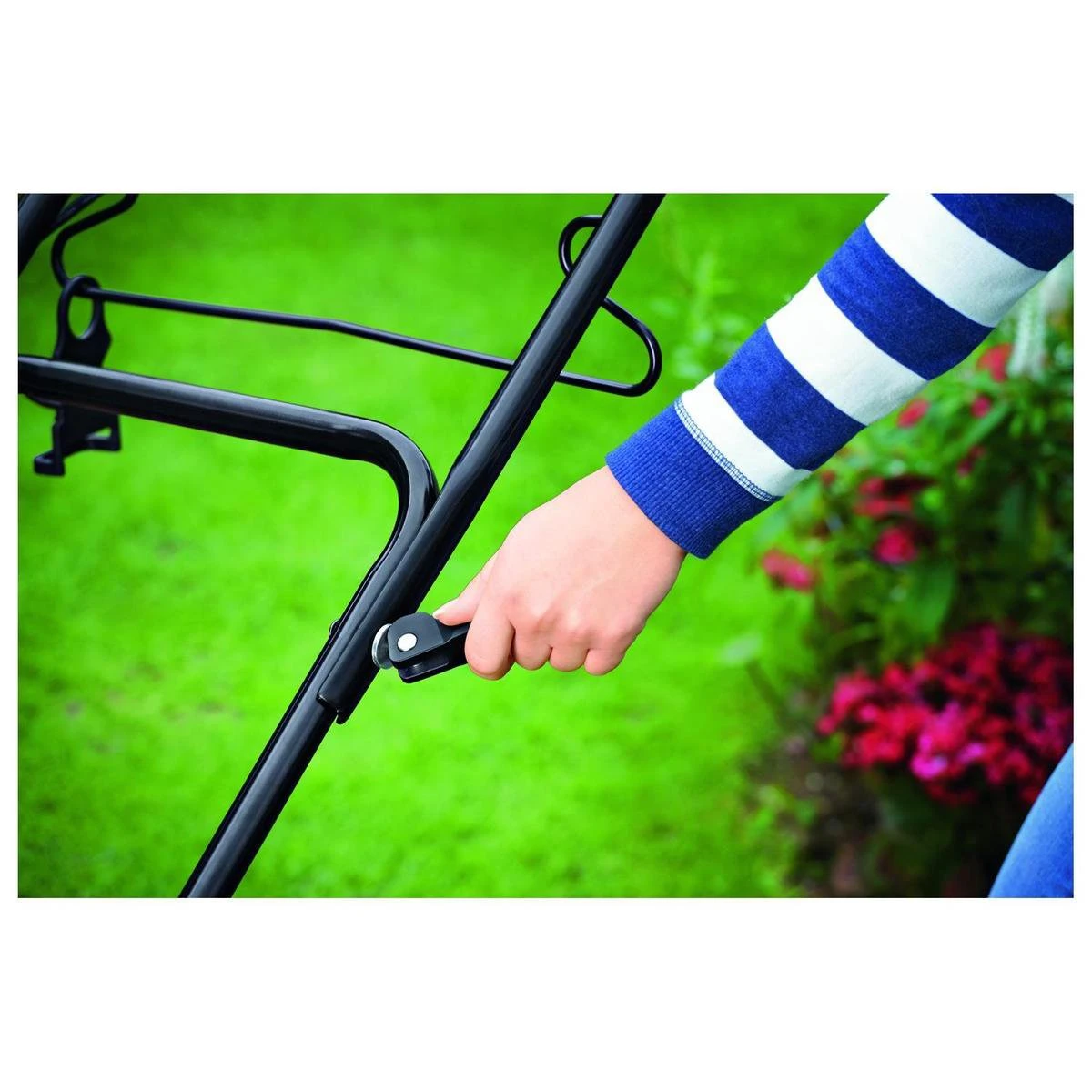 WOLF-Garten A 340 E Elektrische Grasmaaier - 1400 W - 34 cm maaibreedte - 30 liter opvangbak - centrale hoogte-instelling WOLF-Garten A 340 E Elektrische Grasmaaier - 1400 W - 34 Cm Maaibreedte - 30 Liter Opvangbak - Centrale Hoogte-instelling -Tuinverzorgings Winkel 1200x1200 19