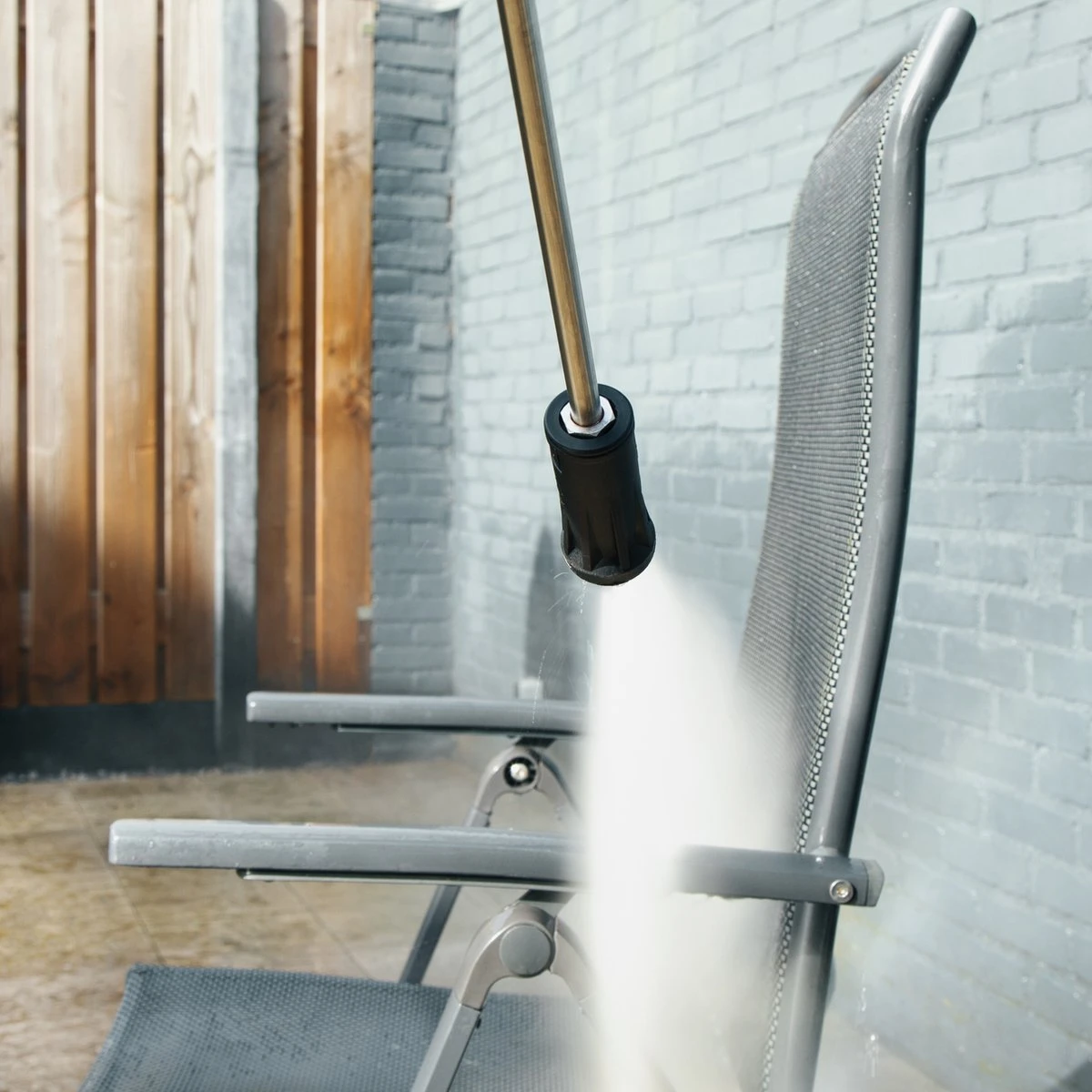 VONROC Hogedrukreiniger V22-1 2200W – 170 bar – 450 l/h – Incl. 8m slang, reinigingsmiddelen tank, spuitstukken en accessoires VONROC Hogedrukreiniger V22-1 2200W – 170 Bar – 450 L/h – Incl. 8m Slang, Reinigingsmiddelen Tank, Spuitstukken En Accessoires -Tuinverzorgings Winkel 1200x1200 196