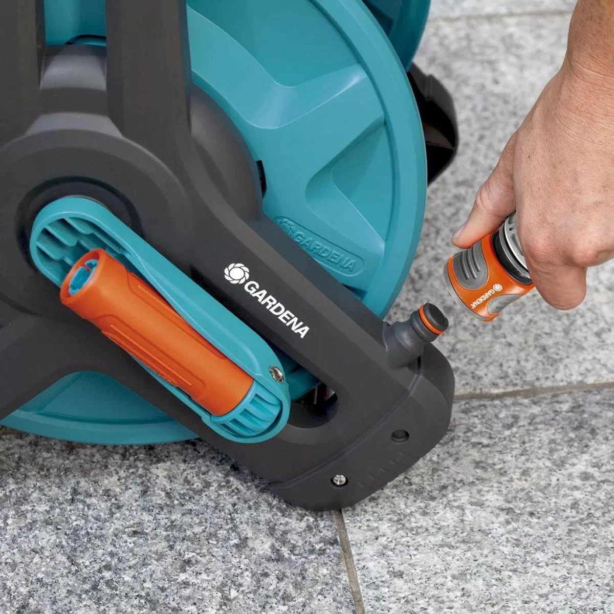 GARDENA Classic Slanghouder 50 - geschikt voor 50 m Ø13 mm / 40 m Ø15 mm / 30 m Ø19 mm slang GARDENA Classic Slanghouder 50 - Geschikt Voor 50 M Ø13 Mm / 40 M Ø15 Mm / 30 M Ø19 Mm Slang -Tuinverzorgings Winkel 1200x1200 2041