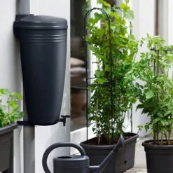 Elho Green Basics Rain Catcher 33 - Regenton Voor Balkonbuiten - Ø 33.5 X H 73.5 Cm - Zwart/Living Black -Tuinverzorgings Winkel 1200x1200 2148