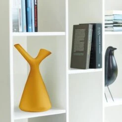 Elho Plunge Gieter 20 - Gieter Voor Binnenaccessoires - Ø 15.0 X H 29.5 Cm - Geel/Oker -Tuinverzorgings Winkel 1200x1200 2228