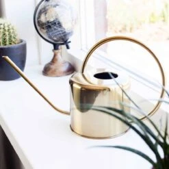 Kikkerland Vintage Gieter - Plantengieter Voor Binnen - Goud - 1,2L - Retro - Metaal -Tuinverzorgings Winkel 1200x1200 2235