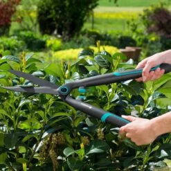 GARDENA - EasyCut - Heggenschaar - Extra Licht Van Gewicht -Tuinverzorgings Winkel 1200x1200 307