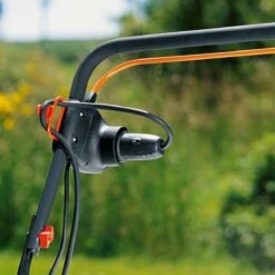 GARDENA EVC 1000 Verticuteermachine - Werkbreedte 30 Cm - Werkgebied 600m2 -Tuinverzorgings Winkel 1200x1200 355