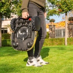 Powerplus POWXG6305 Robotmaaier - 18V - Voor Gazons Tot Ca. 500m² - Maaibreedte 180mm - Incl. Laadstation En Accessoires -Tuinverzorgings Winkel 1200x1200 390