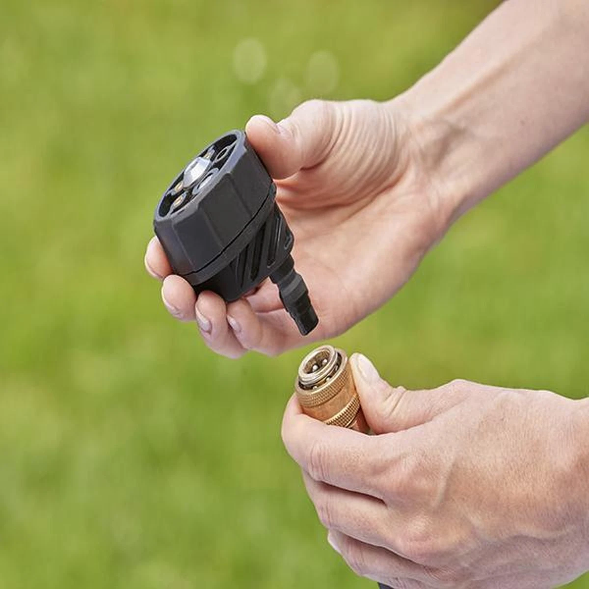 BLACK+DECKER BCPC18B-XJ Hogedrukreiniger - 18V - 24 bar - zonder accu en lader Black & Decker BLACK+DECKER BCPC18B-XJ Hogedrukreiniger - 18V - 24 Bar - Zonder Accu En Lader -Tuinverzorgings Winkel 1200x1200 767