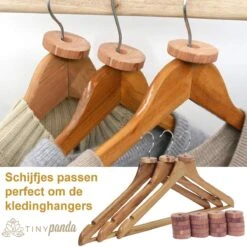 Tiny Panda – 40x Cederhout Tegen Motten – Natuurlijke Mottenballen – Mottenval – Motten Bestrijden - 20 Ringen 20 Ballen -Tuinverzorgings Winkel 1200x1200 887