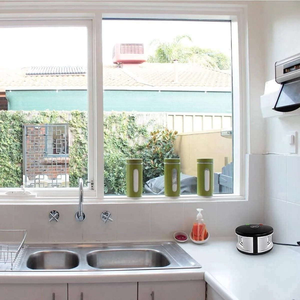 B-care Ultrasone Muizen Verjager - Muizenverjager Ultrasone Binnen en Buiten - Ultrasonische Ongedierte Bestrijder - Insecten Bestrijden - Ultrasone Verjager - Pest Repeller - Pest Reject - Marterverjager B-care Ultrasone Muizen Verjager - Muizenverjager Ultrasone Binnen En Buiten - Ultrasonische Ongedierte Bestrijder - Insecten Bestrijden - Ultrasone Verjager - Pest Repeller - Pest Reject - Marterverjager -Tuinverzorgings Winkel 1200x1200 937