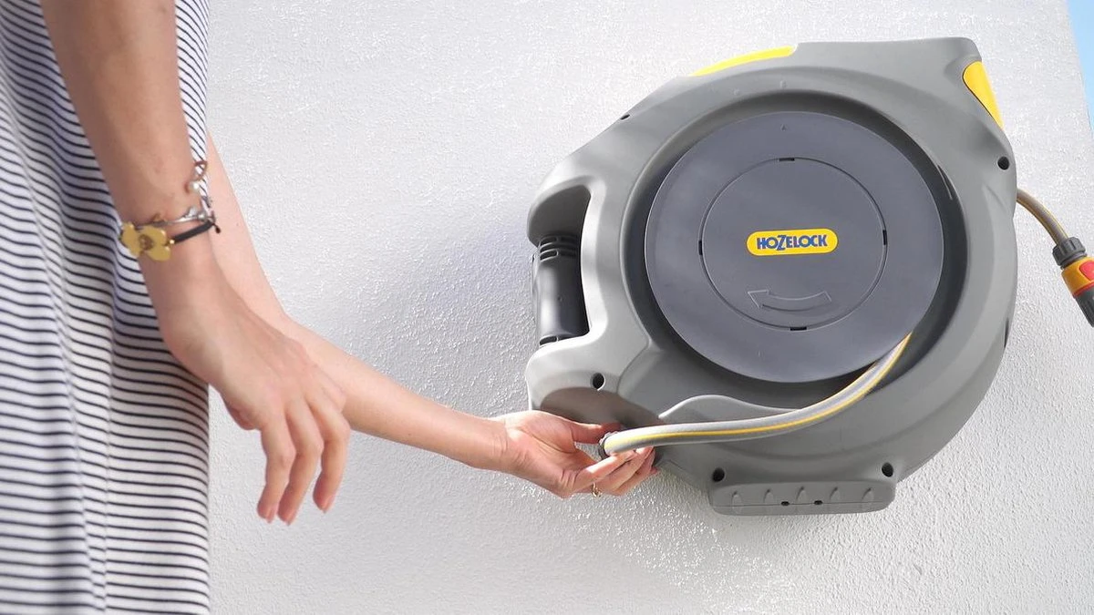 Hozelock AutoReel Slangenhouder / Wandslangbox 20m - Ø12,5mm Hozelock AutoReel Slangenhouder / Wandslangbox 20m - Ø12,5mm -Tuinverzorgings Winkel 1200x675 48