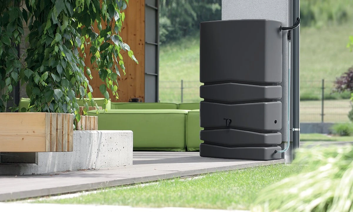 Regenton Aqua Tower 350 liter - Antraciet Prosperplast Regenton Aqua Tower 350 Liter - Antraciet -Tuinverzorgings Winkel 1200x722 3