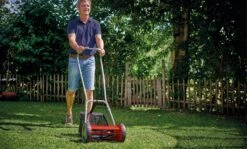 Einhell Kooimesmaaier - GC-HM 300 - Handmaaier - 30cm - 16L 9 Einhell Kooimesmaaier - GC-HM 300 - Handmaaier - 30cm - 16L -Tuinverzorgings Winkel 1200x724 3