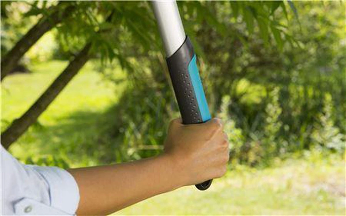 Gardena EasyCut takkenschaar 68B + Classic snoeischaar 8754 display 1stuk 12003-30 Gardena EasyCut Takkenschaar 68B + Classic Snoeischaar 8754 Display 1stuk 12003-30 -Tuinverzorgings Winkel 1200x749 3