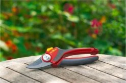 WOLF-Garten Snoeischaar "Premium Plus" RR 4000 - Max. Knipdiameter 22 Mm - Links- En Rechtshandige - Softinleg Handgreep - Snijhoek 30° - Voor Grote Handen - Vervangbare Messen -Tuinverzorgings Winkel 1200x798 10