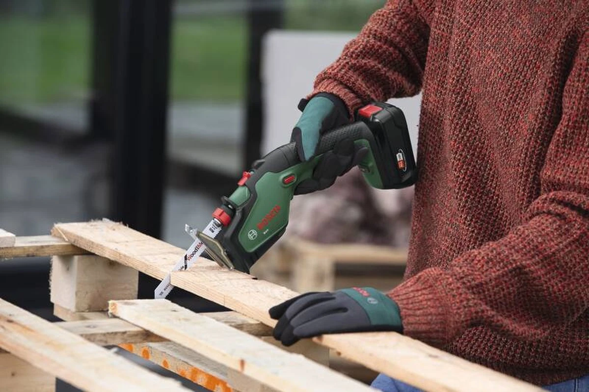 Bosch KEO 18 accu tuinzaagmachine - Snijdiameter van 80 mm - Met 18 V accu en lader Bosch KEO 18 Accu Tuinzaagmachine - Snijdiameter Van 80 Mm - Met 18 V Accu En Lader -Tuinverzorgings Winkel 1200x799 86