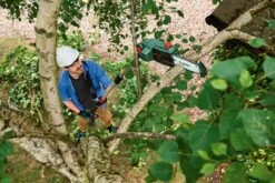 Bosch UniversalHedgePole 18 Heggenschaar Op Steel - Met 18 V Accu En Lader -Tuinverzorgings Winkel 1200x800 12