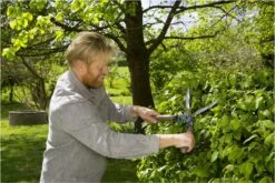 GARDENA - NatureCut - Heggenschaar - Robuust En Duurzaam -Tuinverzorgings Winkel 1200x800 182