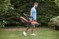 Black & Decker BLACK+DECKER BCMW3318L2-QW Grasmaaier - 18V - 33cm - Incl. 2 Accu's En Lader -Tuinverzorgings Winkel 1200x800 253