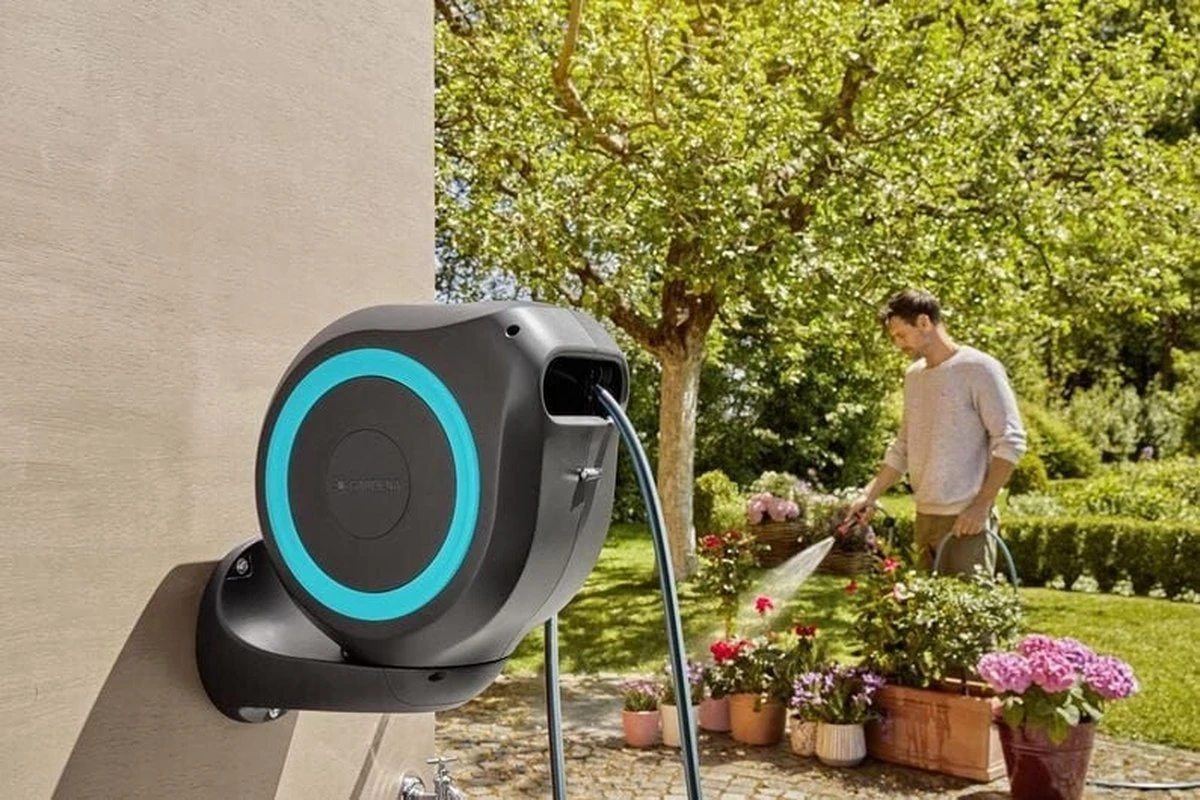 GARDENA - Wandslangbox RollUp M - 20m slang - 11 diameter GARDENA - Wandslangbox RollUp M - 20m Slang - 11 Diameter -Tuinverzorgings Winkel 1200x800 353