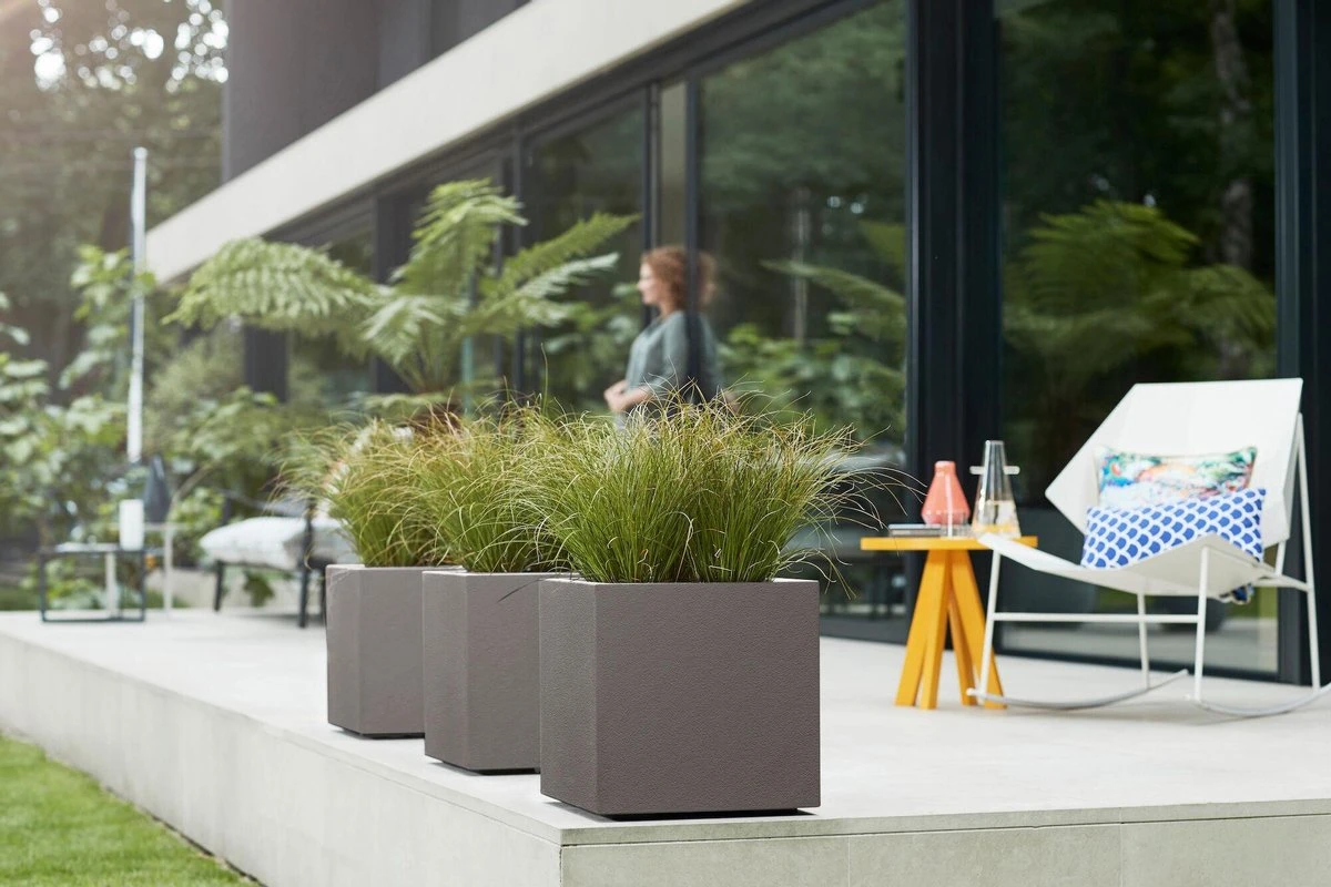 Elho Vivo Structure Finish Vierkant 40 - Plantenbak voor Binnen & buiten - Ø 39 x H 41 - Grijs/Warm Grijs Elho Vivo Structure Finish Vierkant 40 - Plantenbak Voor Binnen & Buiten - Ø 39 X H 41 - Grijs/Warm Grijs -Tuinverzorgings Winkel 1200x800 449