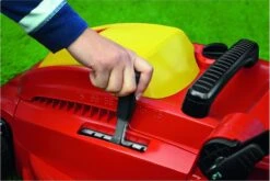 WOLF-Garten A 340 E Elektrische Grasmaaier - 1400 W - 34 Cm Maaibreedte - 30 Liter Opvangbak - Centrale Hoogte-instelling 14 WOLF-Garten A 340 E Elektrische Grasmaaier - 1400 W - 34 Cm Maaibreedte - 30 Liter Opvangbak - Centrale Hoogte-instelling -Tuinverzorgings Winkel 1200x800 8