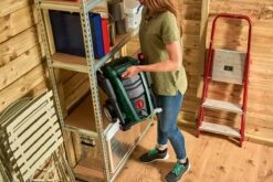 Bosch Universal Aquatak 135 Hogedrukreiniger - Op Snoer - 1900 W - 135 Bar 7 Bosch Universal Aquatak 135 Hogedrukreiniger - Op Snoer - 1900 W - 135 Bar -Tuinverzorgings Winkel 1200x800 89