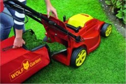WOLF-Garten A 340 E Elektrische Grasmaaier - 1400 W - 34 Cm Maaibreedte - 30 Liter Opvangbak - Centrale Hoogte-instelling 12 WOLF-Garten A 340 E Elektrische Grasmaaier - 1400 W - 34 Cm Maaibreedte - 30 Liter Opvangbak - Centrale Hoogte-instelling -Tuinverzorgings Winkel 1200x801 2