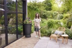 Elho Green Basics Regenton Plus 105 - Regenton Voor Kweken En Oogsten - Ø 58.4 X H 80.4 Cm - Zwart/Living Black -Tuinverzorgings Winkel 1200x801 26