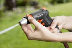 GARDENA - Premium Reinigingssproeier Spuitpistool - Metaal - Voor Reiniging En Bewatering -Tuinverzorgings Winkel 1200x801 32