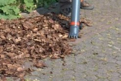 WOLF-Garten Elektrische Bladblazer LBV 2600 E - Motor 2600 Watt - Opvangzak 50 Liter - Reductie Ratio 10:1 -Tuinverzorgings Winkel 1200x805