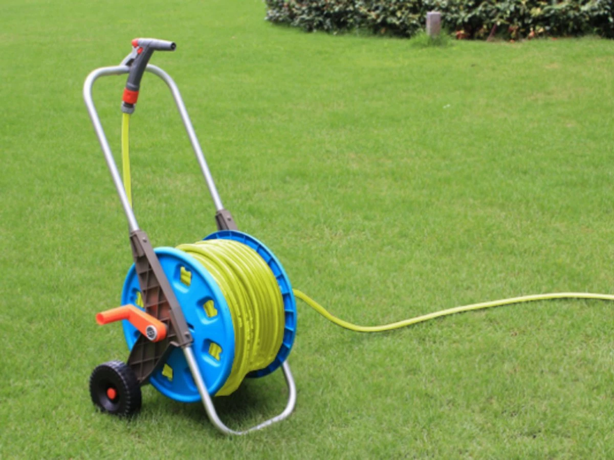 Slangenwagen Met 50 Meter Tuinslang | Eagle Garden | Incl. Spuitkopstuk en Connectors | Geel Slangenwagen Met 50 Meter Tuinslang | Eagle Garden | Incl. Spuitkopstuk En Connectors | Geel -Tuinverzorgings Winkel 1200x900 87