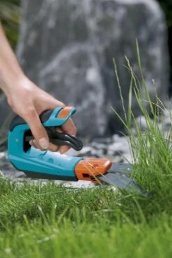 GARDENA - Comfort Plus - Draaibaar - Grasschaar - 120 Mm Maaibreedte 7 GARDENA - Comfort Plus - Draaibaar - Grasschaar - 120 Mm Maaibreedte -Tuinverzorgings Winkel 799x1200 47