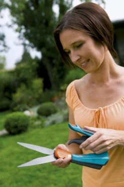 GARDENA - Comfort Plus - Draaibaar - Grasschaar - 120 Mm Maaibreedte 8 GARDENA - Comfort Plus - Draaibaar - Grasschaar - 120 Mm Maaibreedte -Tuinverzorgings Winkel 799x1200 48