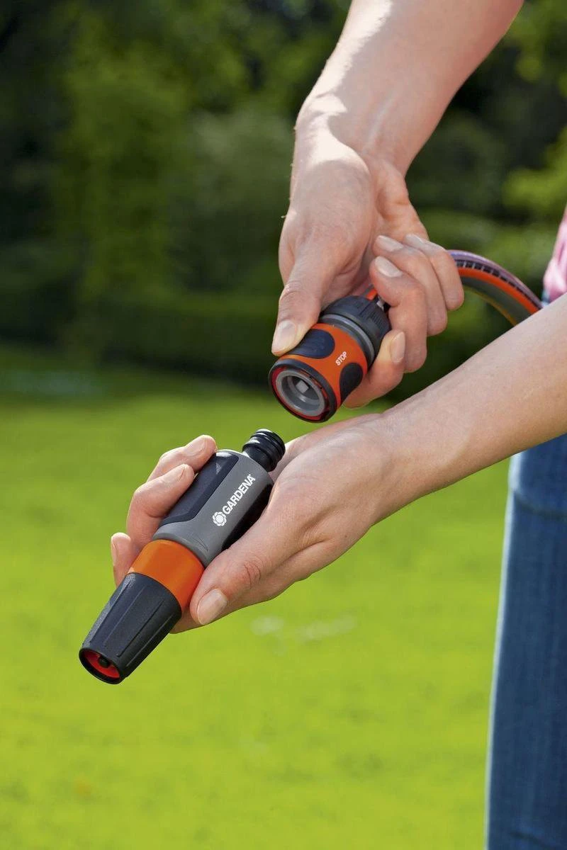 GARDENA Tuinspuit - Spuitpistool GARDENA Tuinspuit - Spuitpistool -Tuinverzorgings Winkel 800x1200 120