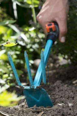 GARDENA Combisystem Tuinhak - Werkbreedte 6,5cm - 25 Jaar Garantie 5 GARDENA Combisystem Tuinhak - Werkbreedte 6,5cm - 25 Jaar Garantie -Tuinverzorgings Winkel 800x1200 50