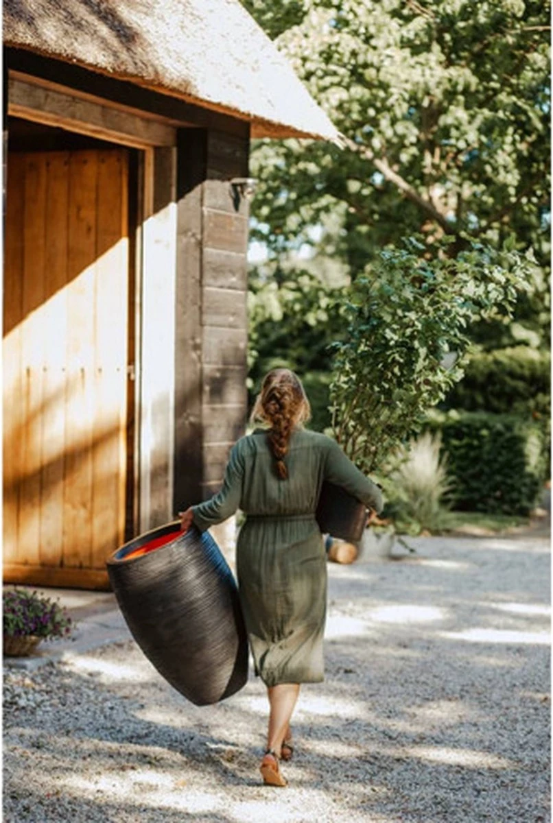 Capi Europe - Vaas elegant deluxe Rib NL - 45x72 - Zwart - Voor binnen en buiten - KBLR1138 Capi Europe - Vaas Elegant Deluxe Rib NL - 45x72 - Zwart - Voor Binnen En Buiten - KBLR1138 -Tuinverzorgings Winkel 806x1200 3