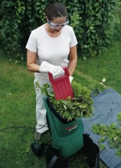 Bosch AXT Rapid 2200 Hakselaar - 2200 W - 90 Kg/u 6 Bosch AXT Rapid 2200 Hakselaar - 2200 W - 90 Kg/u -Tuinverzorgings Winkel 862x1200