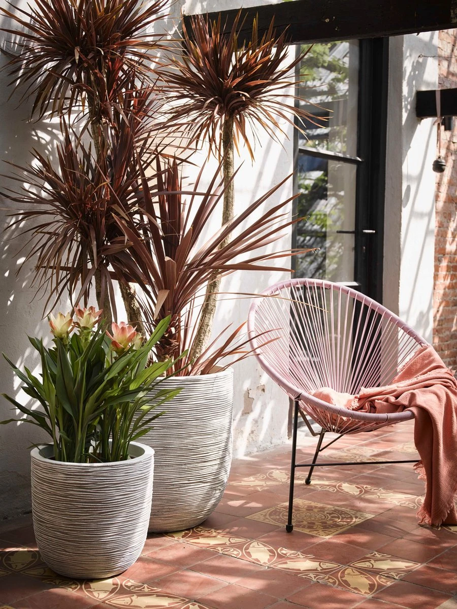 Capi Europe - Bloempot bol Rib NL - 35x34 - Ivoor - Voor binnen en buiten - KOFI932 Capi Europe - Bloempot Bol Rib NL - 35x34 - Ivoor - Voor Binnen En Buiten - KOFI932 -Tuinverzorgings Winkel 900x1200 58