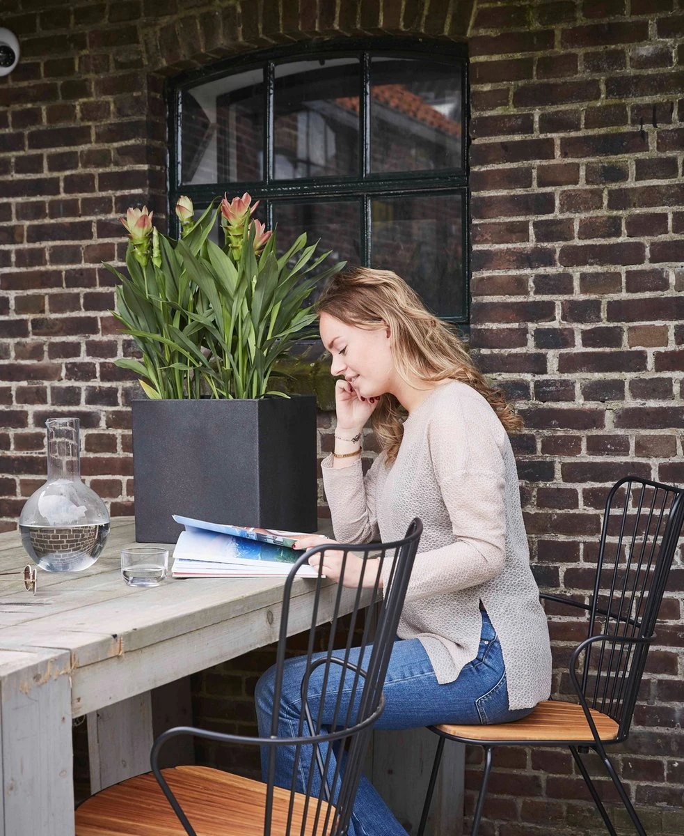 Capi Europe - Bloempot vierkant Smooth NL - 50x50x50 - Zwart - Voor binnen en buiten - KBL904 Capi Europe - Bloempot Vierkant Smooth NL - 50x50x50 - Zwart - Voor Binnen En Buiten - KBL904 -Tuinverzorgings Winkel 983x1200 1